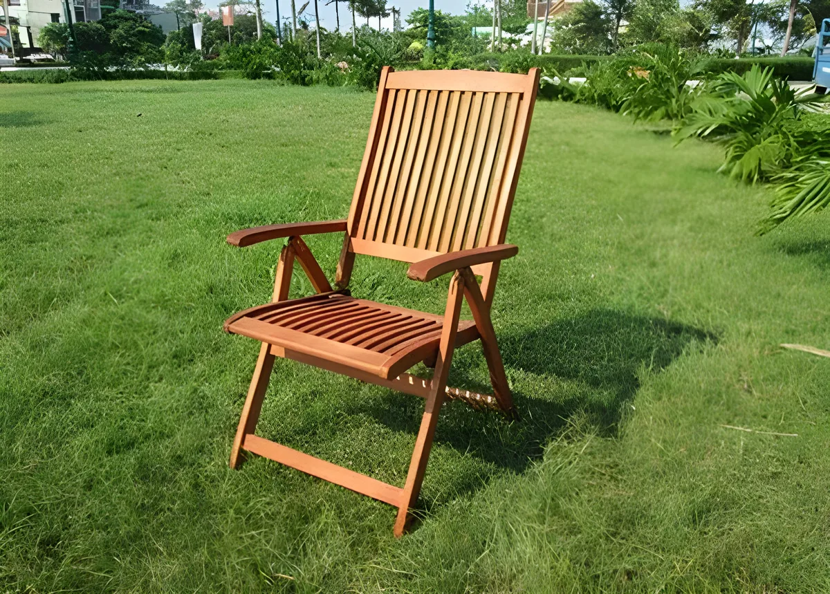 Polohovacia záhradná stolička